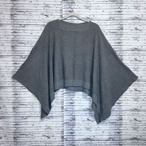 Lululemon Forward Flow Cape
